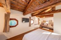 Camera Quadrupla Deluxe