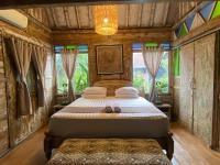 Wooden Cabin In Jimbaran - Lavender Suite - B&B Jimbaran