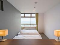 302/303 Twin Room with Ocean view (Private Bathroom)