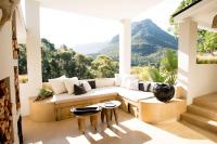 Pool BBQ Wineyard King Bed Priv. Terrace - B&B Cape Town