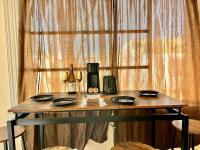 Habitaciónes Las Palmeras - B&B Parras de la Fuente