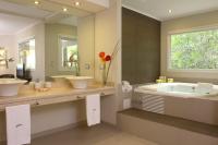 Chambre Lit Queen-Size avec Baignoire Spa
