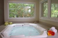 Chambre Lit Queen-Size avec Baignoire Spa