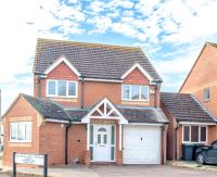 Modern 4BR House WorkStay, Private Parking and Office, Ideal for Long Stays - B&B Cardington