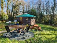 Galtee Glamping in wooden yurt - B&B Mitchelstown
