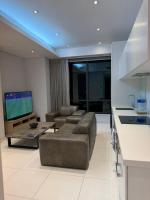 Luxury 2 Bed Sandton Skye Apartment - Bed and Breakfast Johannesburg