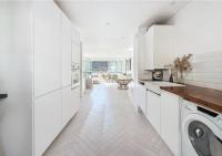 Appartement aux chartrons avec parking & terrasses - Bed and Breakfast Bordeaux