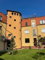 Hársfa Central Apartment - B&B Mórahalom