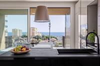 Top-Floor Sea View with Pool Access - B&B Catania