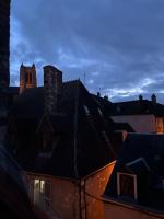 Colombages&Spa - Cœur Historique - Jacuzzi - B&B Bourges