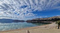 Apartments Posta - Bed and Breakfast Baška