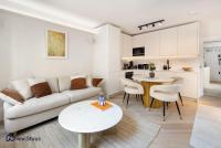 5 Mins Walk to Selfridges, Mayfair Retreat - B&B London