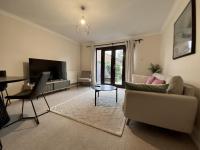 Comfortable 2 Bedroom House in Bracknell - Ferienwohnung Bracknell