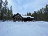 Wolf Den - B&B Valemount