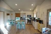 Anna Maria Island Beach Shack Walk to Beach & Bay - Chambres d’hôtes Bradenton Beach