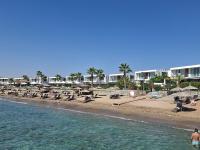 Chic Sunset Apartment with Terrace - B&B Protaras