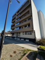 Soft Center Apartment - River View - Bed and Breakfast Skopje