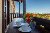 Secret View - Apt 2 Beds - Wi-Fi - Parking - by Coral Property - B&B Porto Cervo