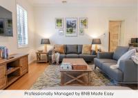 Gormly Grove Cottage - Modern Comfort Near CBD - B&B Wagga Wagga