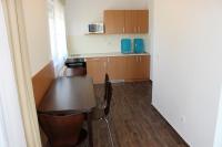 Family Suite with Full Lake View and Shower (3 adults + 2 children)