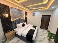 Decent Lavish Luxury - B&B Islamabad