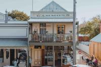 Historic Gammons Stunning Balcony Views Central - Ferienwohnung Beechworth