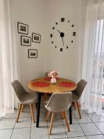 Anisa Home 2 - B&B Senna Comasco