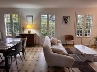 Villa 3 ch avec jardin dans un hameau paisible - B&B Saint-Genis-Laval