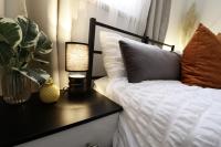 Spacious 2BR Apartment Central Colchester Near Station Fast WIFI - Chambres d’hôtes Colchester