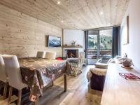 Appartement cosy, pied de piste, cheminée, animaux admis - FR-1-304-153 - B&B La Clusaz