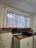 Parkhurst Gem Garden Cottage - Walk to 4th Ave - B&B Johannesburg