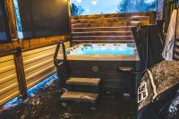 The Heist - Newberry's Premier Place to Stay - B&B Newberry