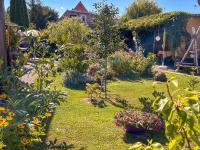 Zur gemütlichen Weinlaube - Bed and Breakfast Ribnitz-Damgarten