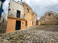 Casa Filippo - Authentic Historic Seafront Home with Terrace in Otranto City Center - Marea Stays Collection - Chambres d'hôtes Otrante