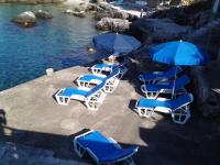 "Azzurra Apartments - B&B Molunat