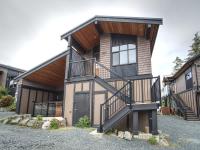 Oceanfront Marina & Mountain views- pet friendly - B&B Port Renfrew