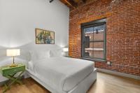 Brick & Bed Riverfront Lofts, H 503 - B&B San Luis