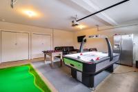Walk to Big Boulder Mtn & Lake, Home w/ Hot Tub! - B&B Lake Harmony