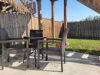 Quaint Lonsdale Suite - Bed and Breakfast Red Deer