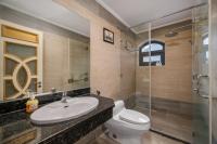 Two-Bedroom Apartment - HUGO BOSS