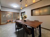 岡山駅徒歩5分!最大9名の一軒家貸し切り - B&B Okayama