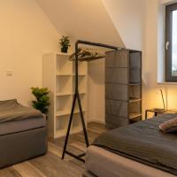 Stylish apartment in Bedburg Hau - 3 single beds - B&B Bedburg