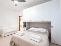 Modern Apartment near RHO FIERA MILANO Wi-Fi Free - Chambres d'hôtes Pero