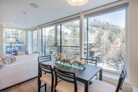 Ski-in Ski-out Renovated 3BR Aspen Condo - B&B Aspen