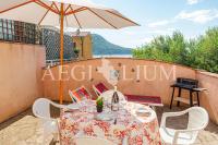 Giglio Azzurro 1 - B&B Campese