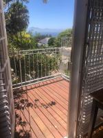 4 Duke Street Flat#3 can sleep up to five guests - B&B Mossel Bay