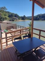 Casa na Margem da Represa em Rio dos Cedros - B&B Rio dos Cedros