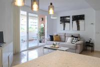 Noctua 020 Estepona Centro 3 - B&B Estepona