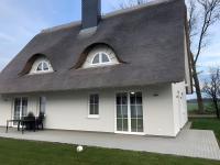 Reetdachhaus "Am Salzhaff" - B&B Pepelow
