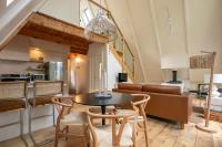 Nova Scotia A-Frame with Hot Tub - B&B Berwick